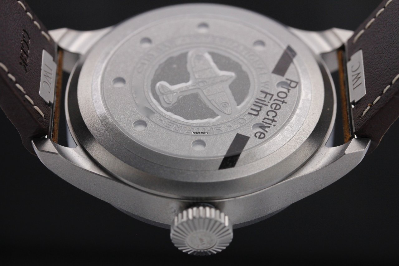 IWC Big Pilot Titanium IW329701 6