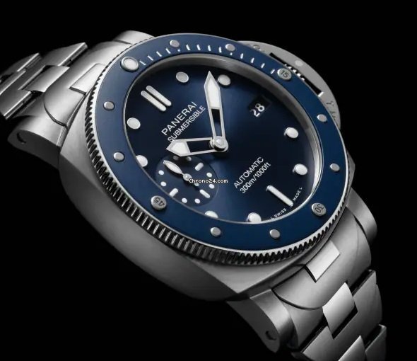 Panerai Luminor Submersible Mens watch Unisex Automatic Steel PAM 01068 6