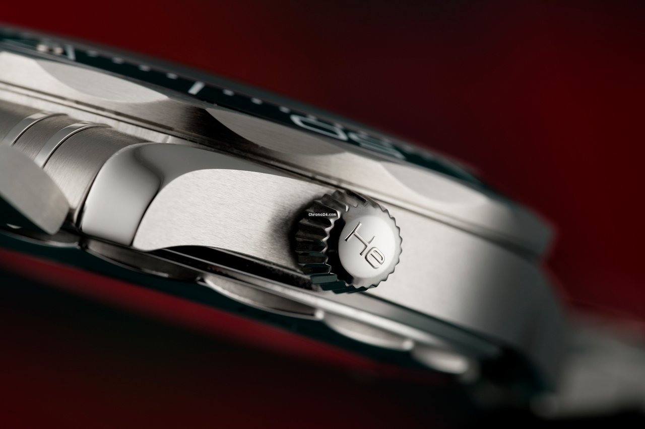 Omega Steel 210.30.42.20.01.001 6