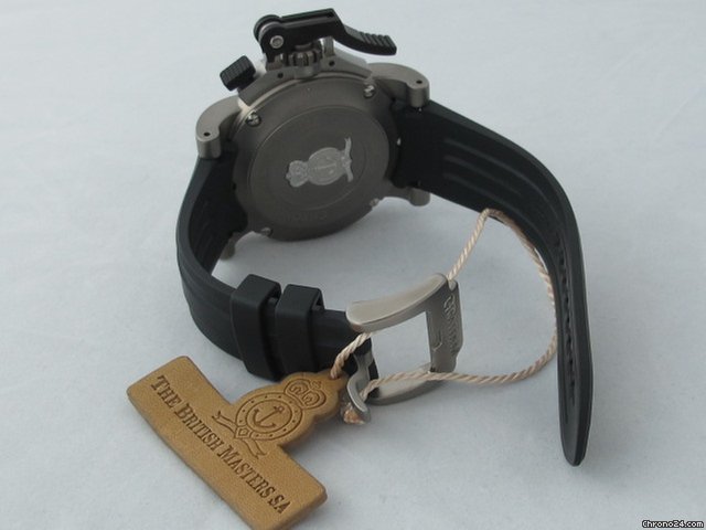 Graham Chronofighter Oversize Automatic Titanium 2OVKT.T01A.K10B 6