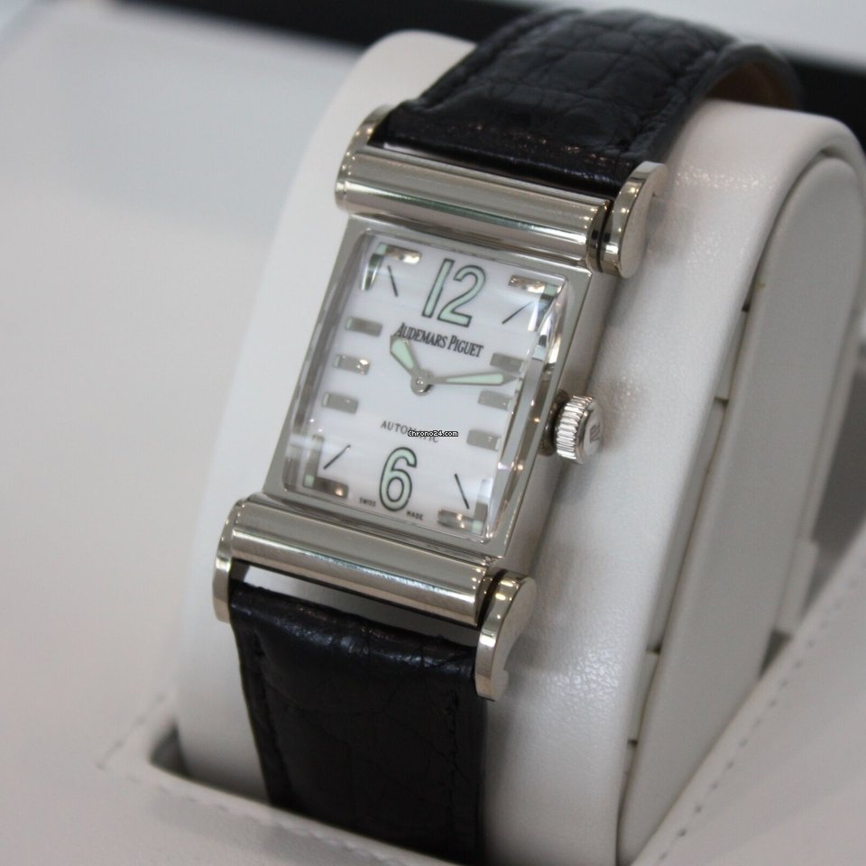 Audemars Piguet Mens watch Unisex Automatic White gold 15091BC.OO.D002CR.01 6