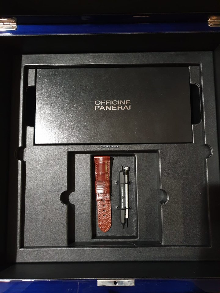 Panerai Mens watch Unisex Titanium PAM36500 7