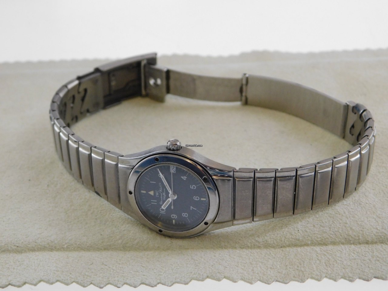 IWC Ingenieur Mens watch Unisex Quartz Steel 4550 7