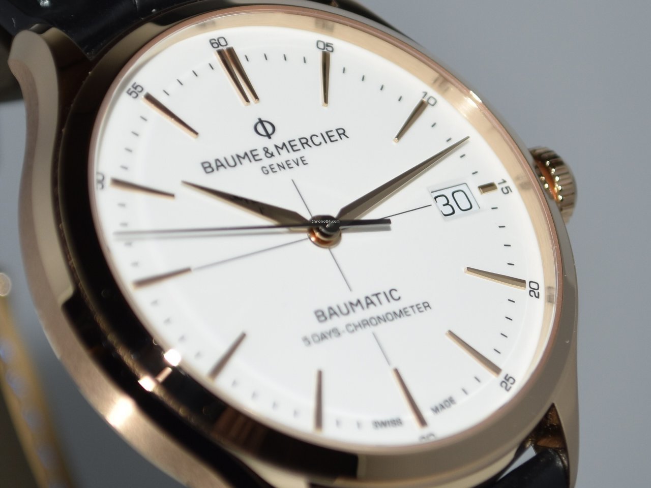 Baume & Mercier Clifton Mens watch Unisex Automatic Rose gold MOA10469 7