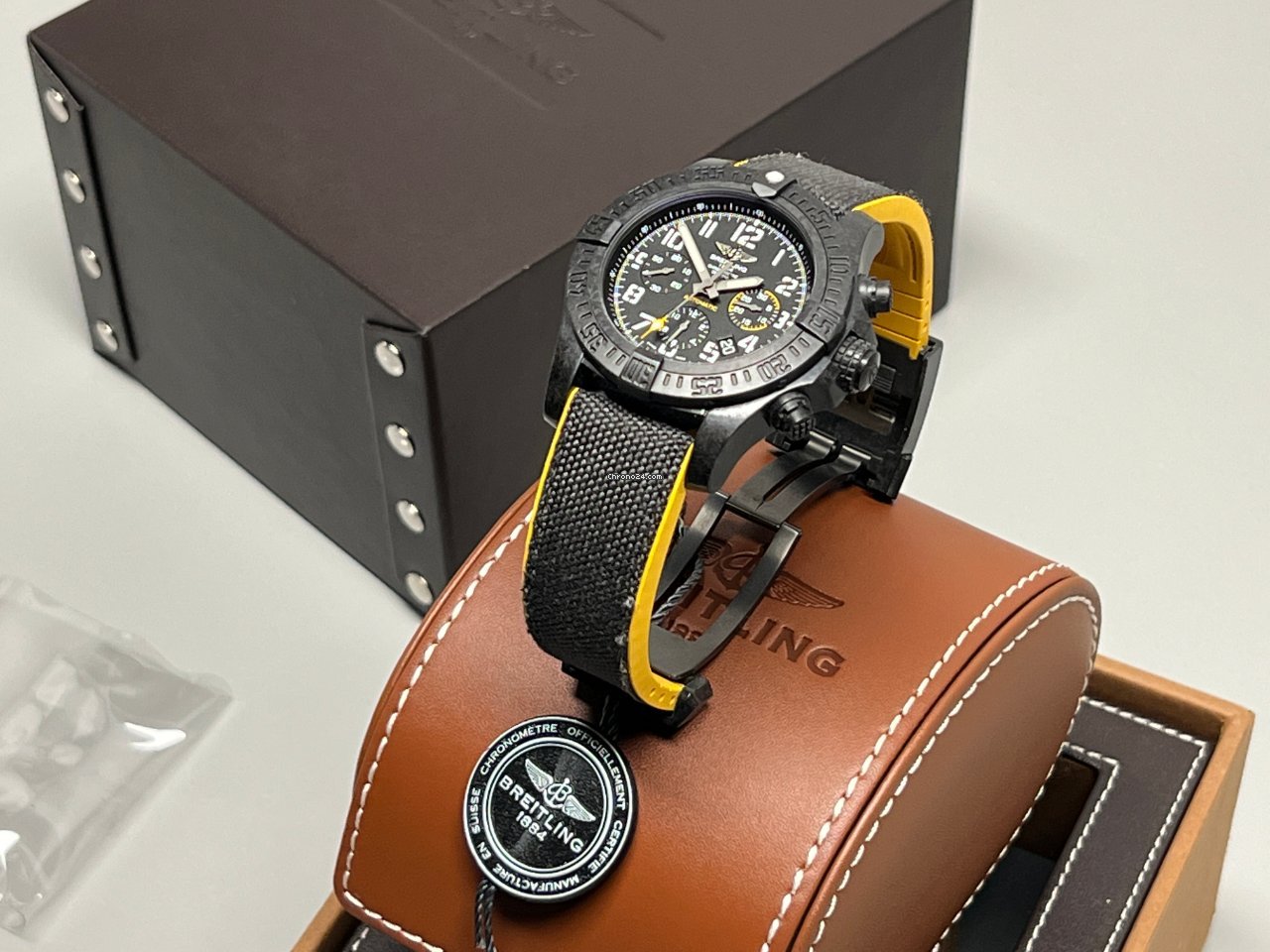 Breitling Avenger Hurricane Mens watch Unisex Automatic XB0180E4 BF31 284S 7
