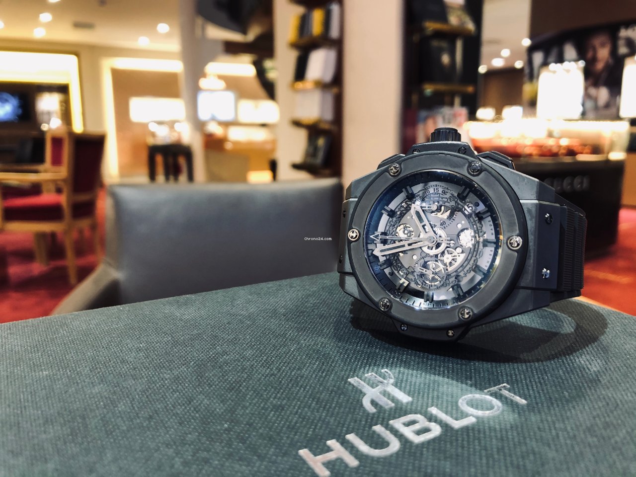 Hublot King Power Mens watch Unisex Automatic Ceramic 701.CI.0110.RX 7