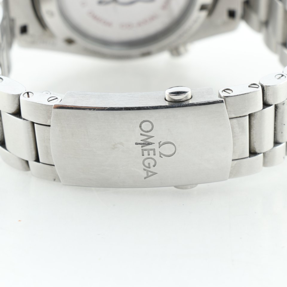 Omega Seamaster Planet Ocean Mens watch Unisex Automatic Steel 232.32.42.21.01.001 7