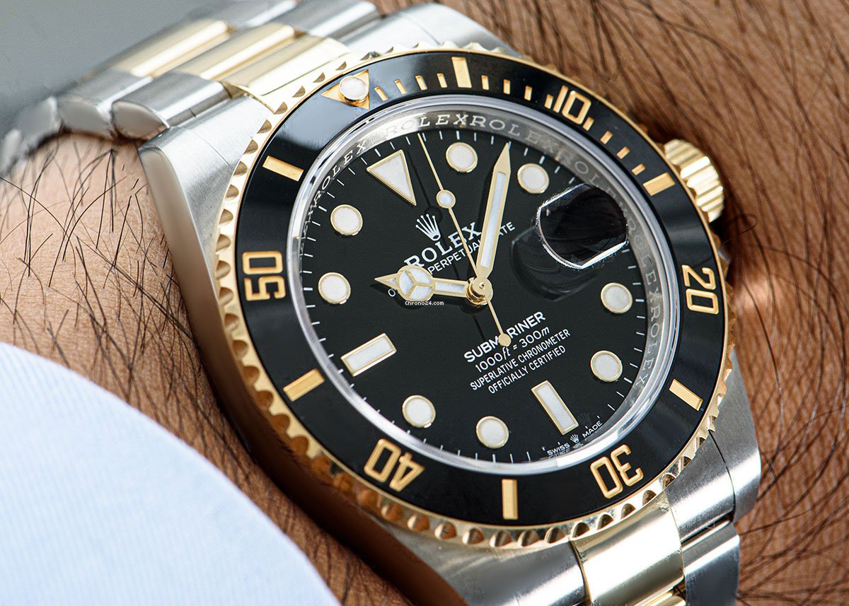 Rolex Submariner Date Mens watch Unisex Gold Steel Automatic 126613LN 7