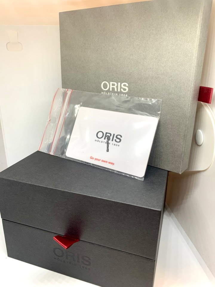 Oris Aquis GMT Date Mens watch Unisex Automatic Steel 01 798 7754 4135-07 4 24 64EB 7