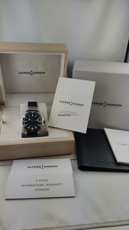 Ulysse Nardin Diver Chronometer Mens watch Unisex Automatic Steel 263-10-3 93 7