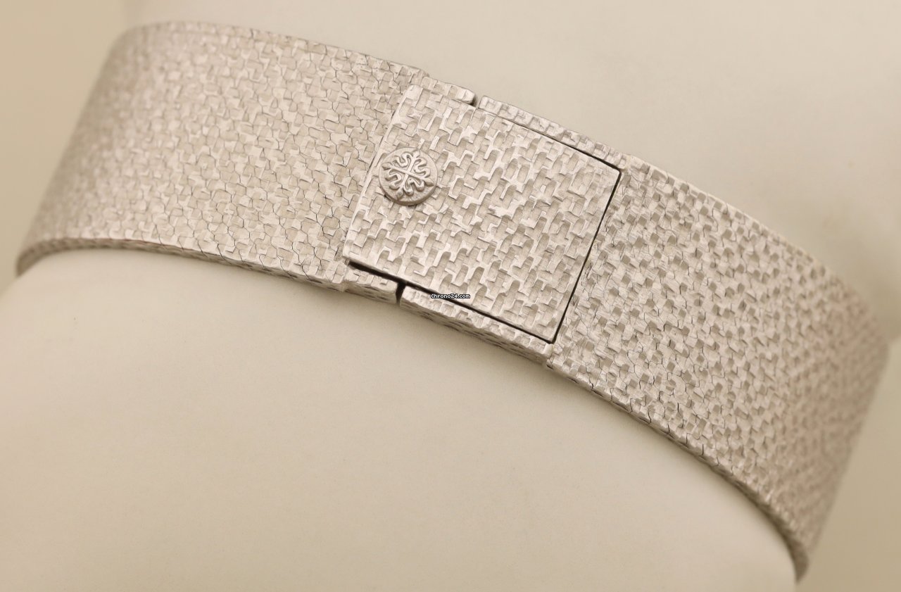Patek Philippe Calatrava Mens watch Unisex Automatic White gold 3563-2 7