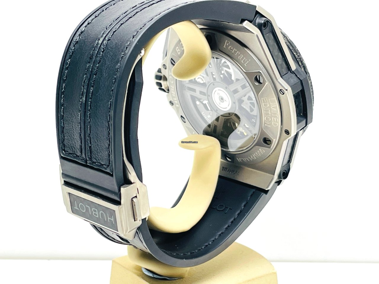 Hublot Big Bang Ferrari Automatic Titanium 401.NJ.0123.VR 7