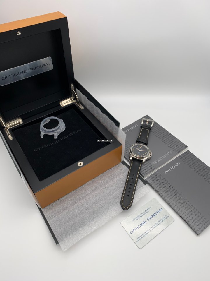 Panerai Special Editions Mens watch Unisex Manual winding Steel PAM 00634 7