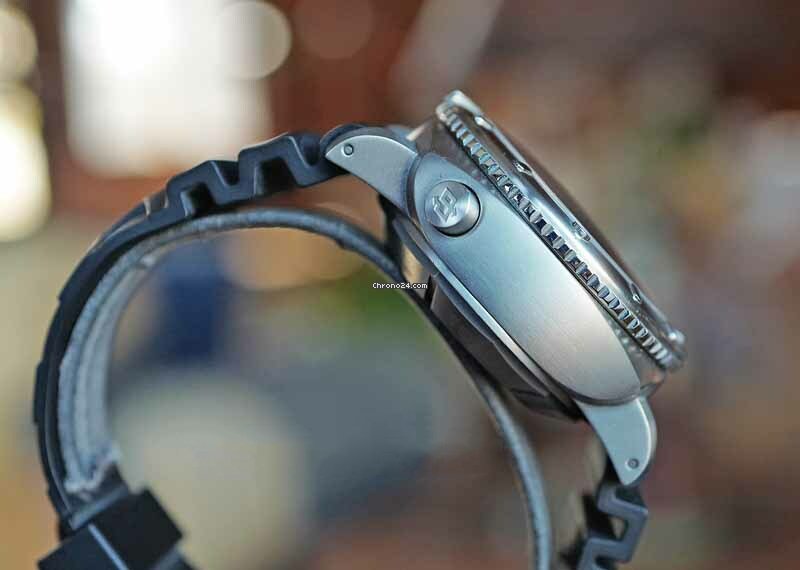 Panerai Luminor Submersible 1950 Depth Gauge Automatic PAM 193 7