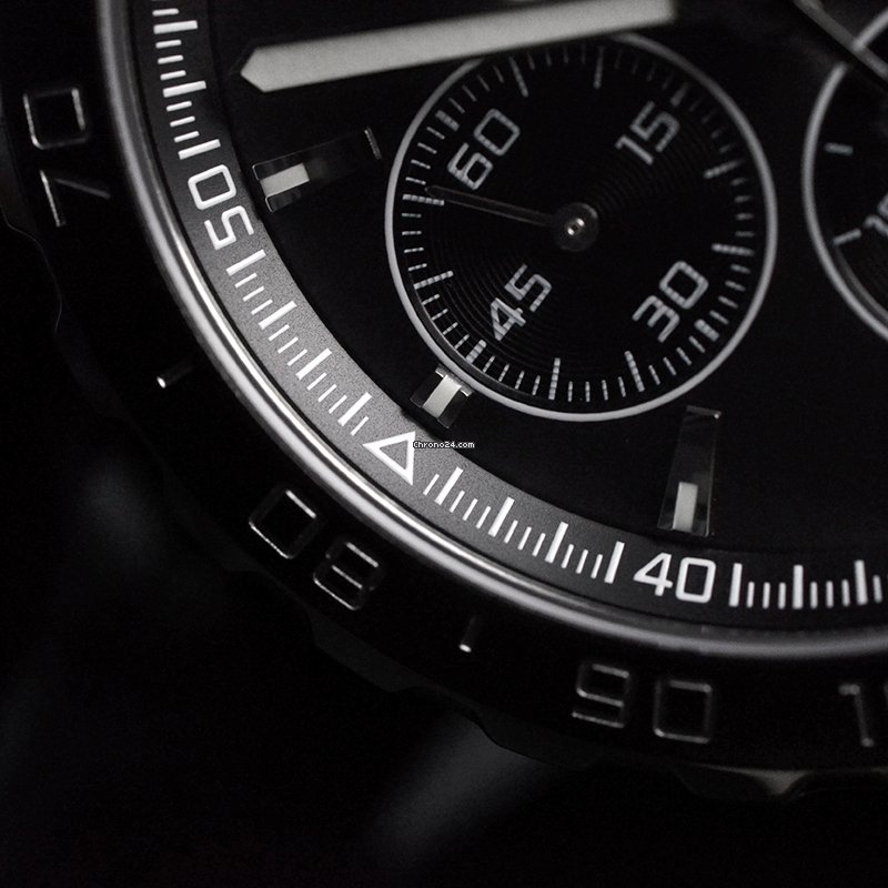 TAG Heuer Formula 1 Calibre 16 Mens watch Unisex Steel CAU2011-0 7