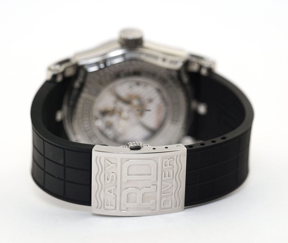 Roger Dubuis Easy Diver Mens watch Unisex Manual winding Steel SE48 02 9 0 K9.53 7