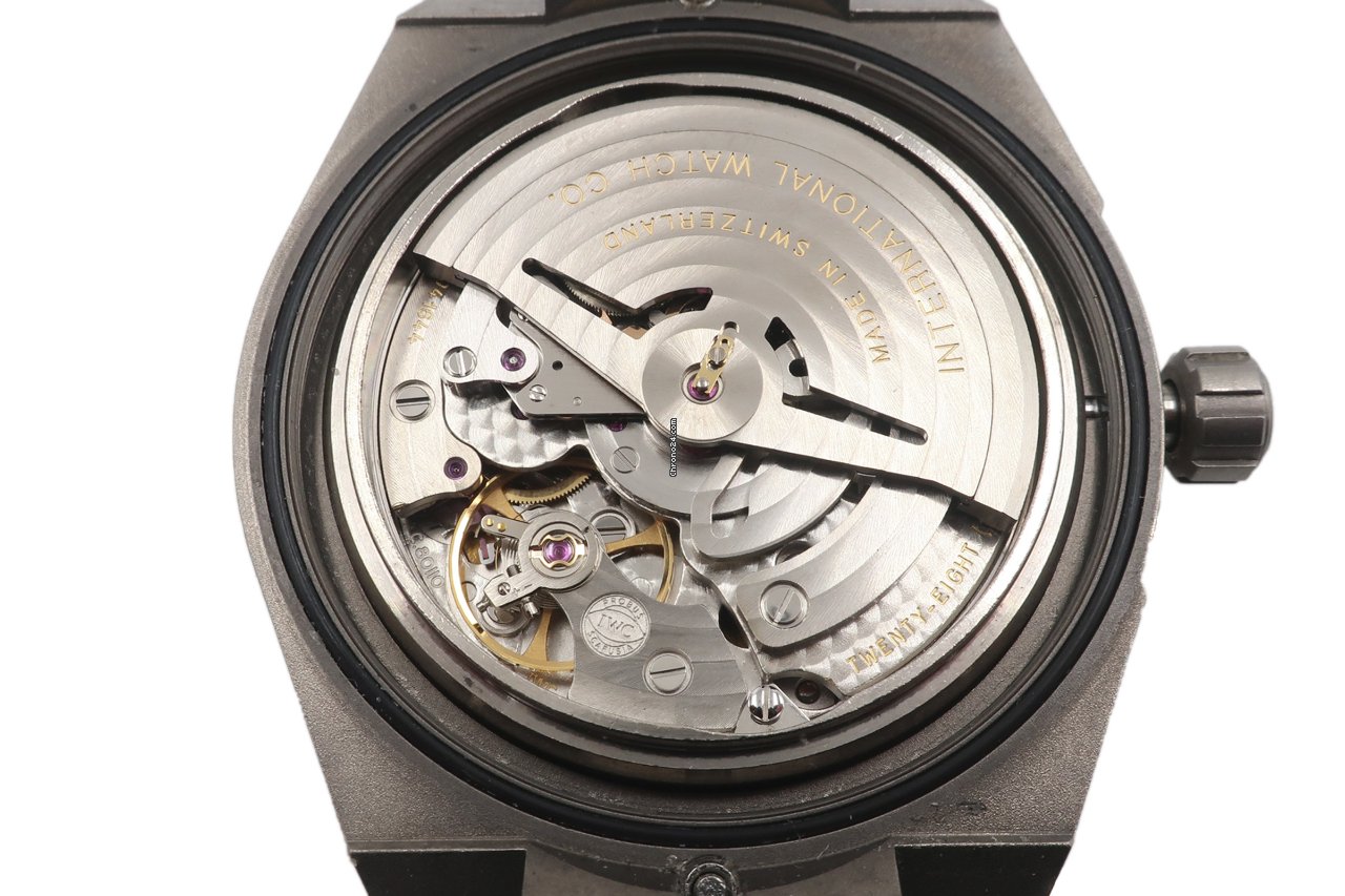 IWC Ingenieur AMG Mens watch Unisex Automatic Titanium 3227 7