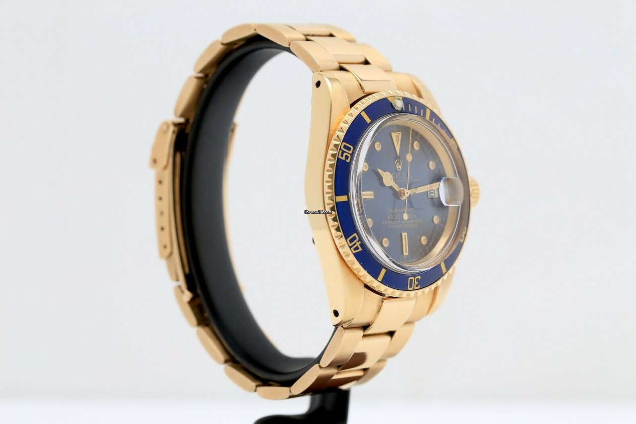 Rolex Submariner Date Yellow gold Automatic 1680 8 7