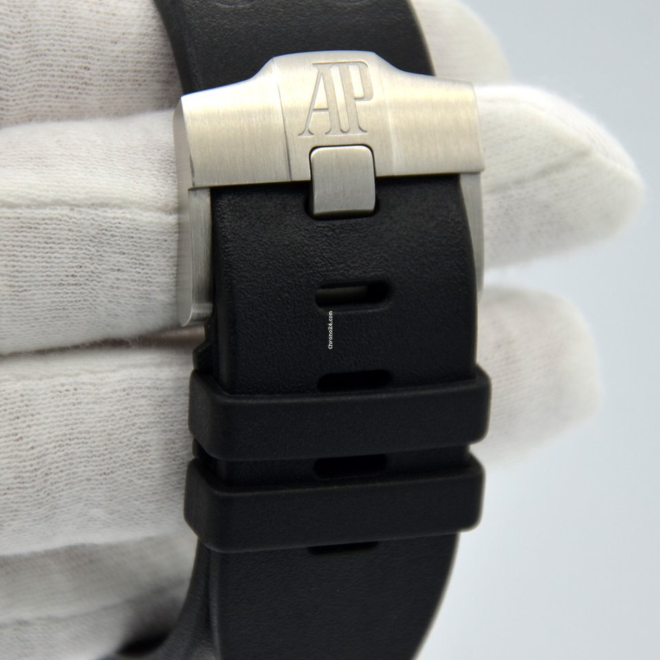 Audemars Piguet Royal Oak Offshore Diver Mens watch Unisex Automatic Steel 15710ST.OO.A002CA.02 7