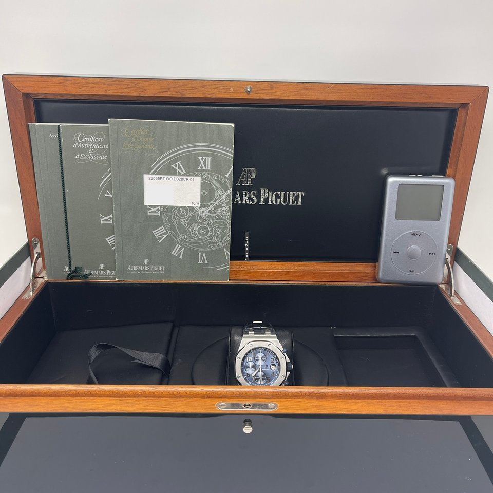 Audemars Piguet Royal Oak Offshore Chronograph Mens watch Unisex Automatic Platinum 26055PT.OO.D028CR.01 7