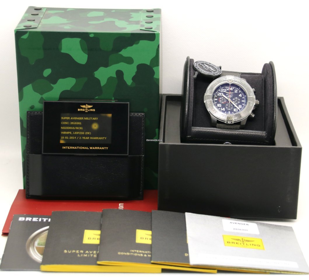 Breitling Super Avenger II Steel M2233010 7