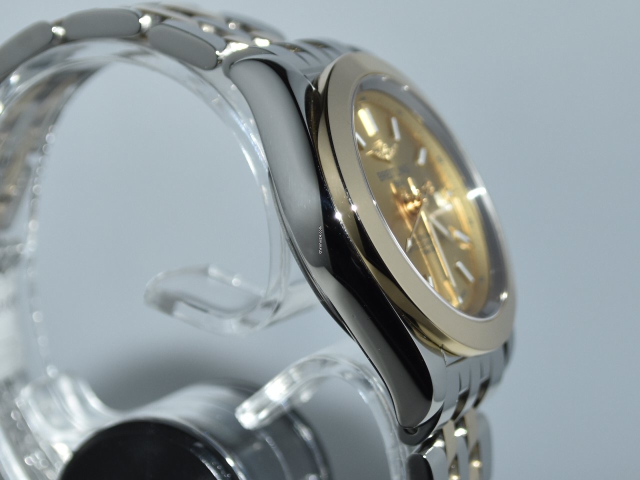 Breitling Galactic 32 Womens watch Quartz Gold Steel C71330121A1C1 7