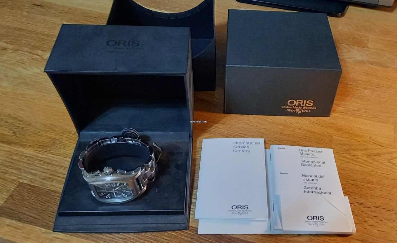 Oris Miles Tonneau Mens watch Unisex Automatic Steel 7532 7