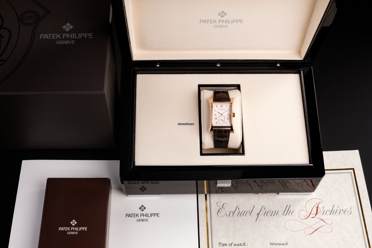 Patek Philippe Pagoda Mens watch Unisex Manual winding Rose gold 5500R 7