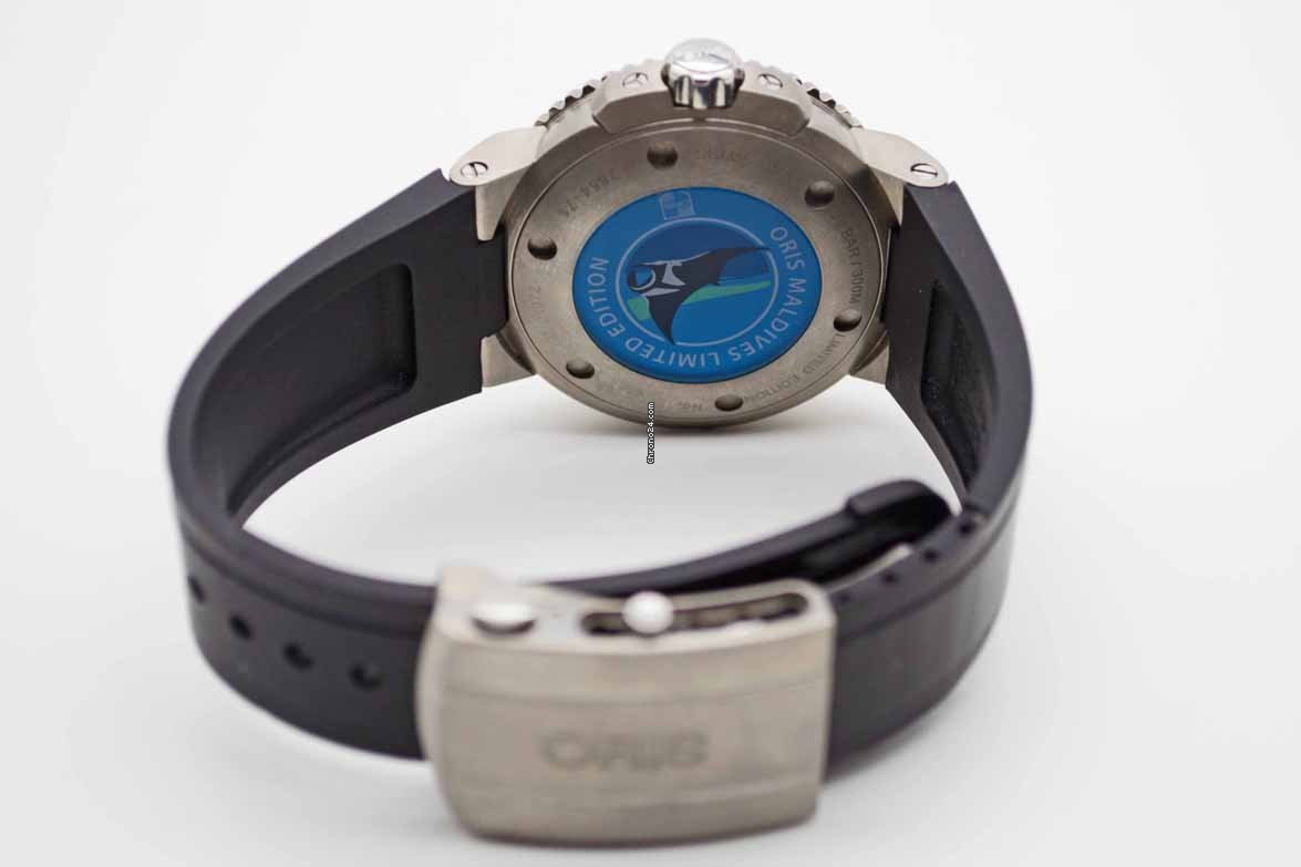 Oris Aquis Mens watch Unisex Automatic Titanium 01 643 7654 7185 7