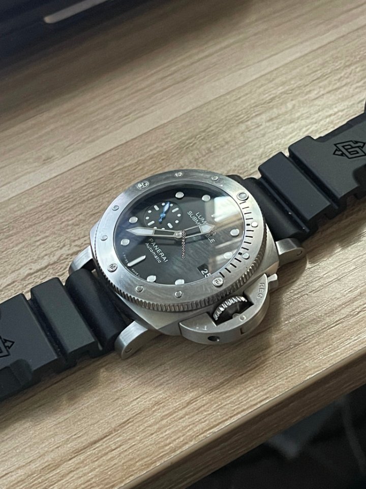 Panerai Luminor Submersible 1950 3 Days Automatic Mens watch Unisex Automatic Steel PAM 00682 7