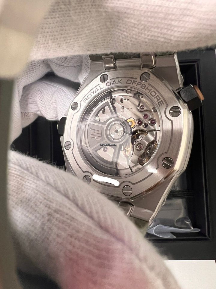 Audemars Piguet Royal Oak Offshore Diver Mens watch Unisex Automatic Steel 15720ST.OO.A052CA.01 7
