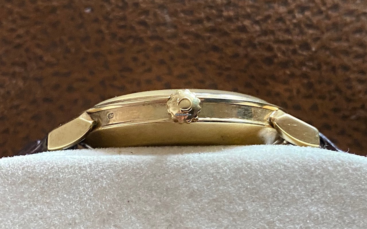 Omega De Ville Tresor Mens watch Unisex Automatic Yellow gold 2709 7