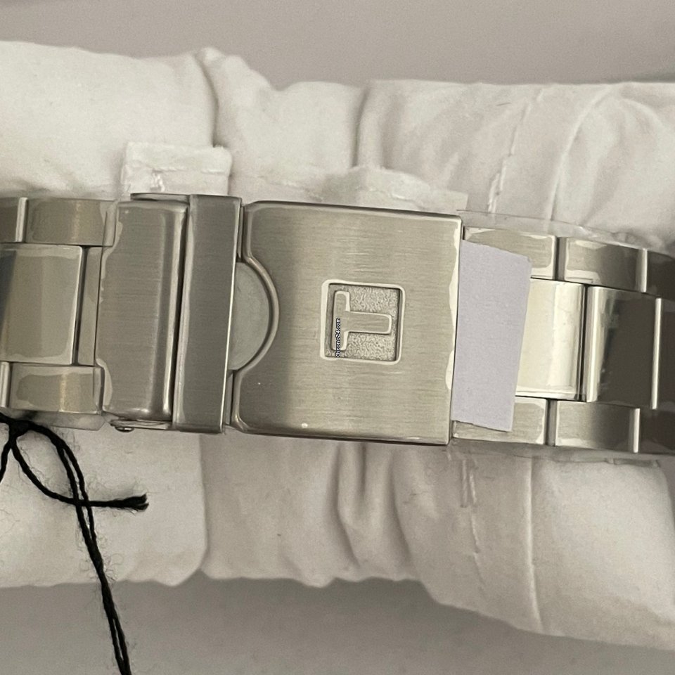 Tissot Seastar 1000 Mens watch Unisex Quartz Steel T120.417.11.051.01 7