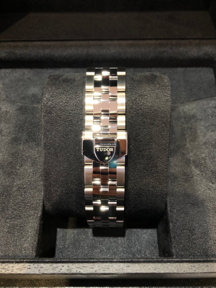 Tudor Glamour Date-Day Mens watch Unisex Automatic Steel M56000-0005 7