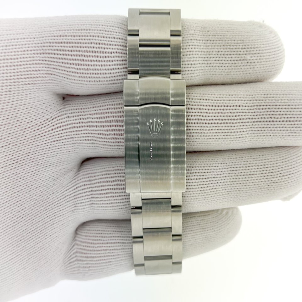 Rolex Mens watch Unisex Steel Automatic 126000-0001 7