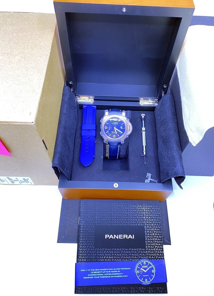 Panerai Mens watch Unisex Automatic PAM01112 7