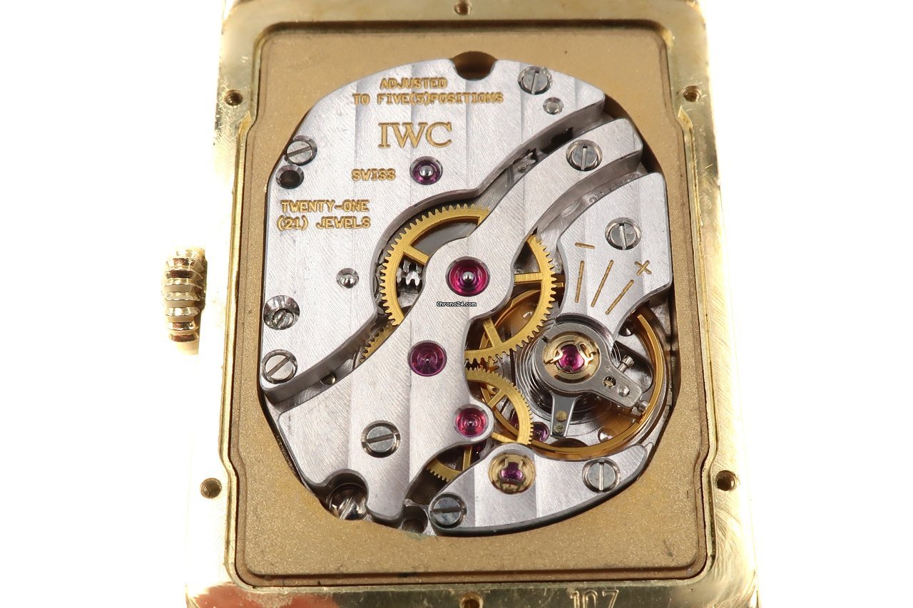 IWC Novecento Mens watch Unisex Manual winding Yellow gold 2551 7