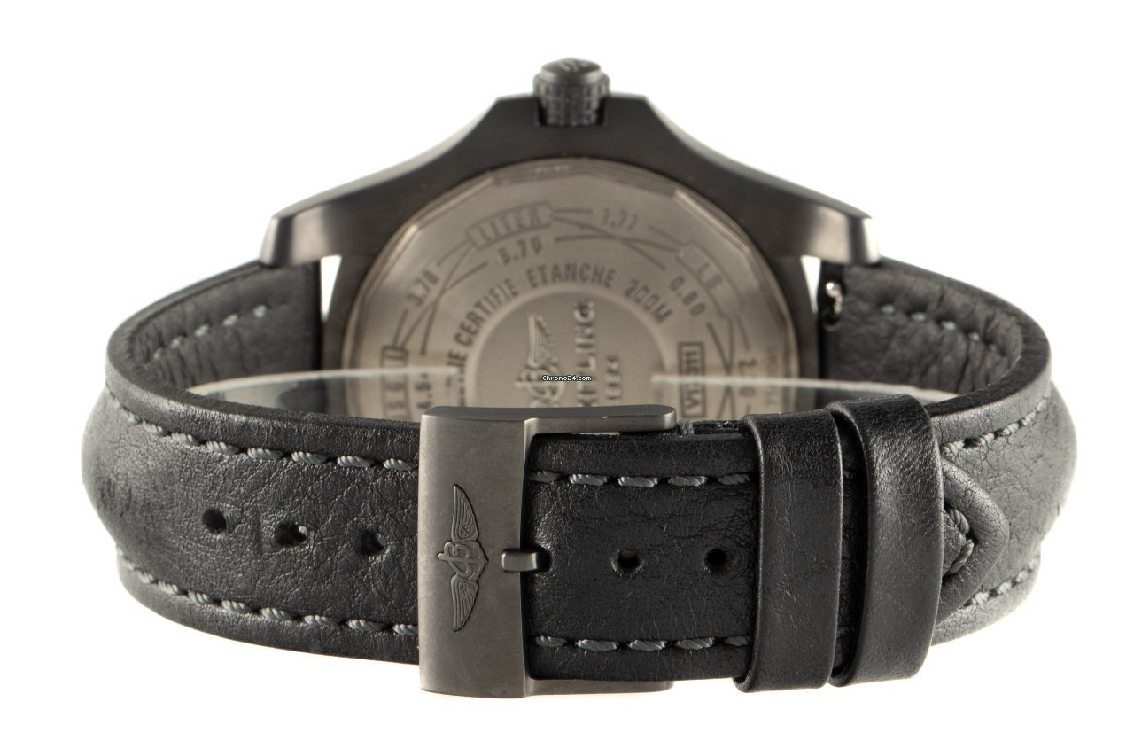 Breitling Avenger Blackbird 44 Mens watch Unisex Automatic Titanium V17311 7