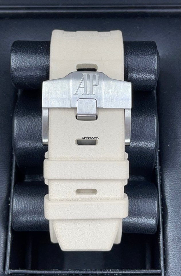 Audemars Piguet Royal Oak Offshore Diver Mens watch Unisex Automatic Steel 15710ST.OO.A085CA.01 7