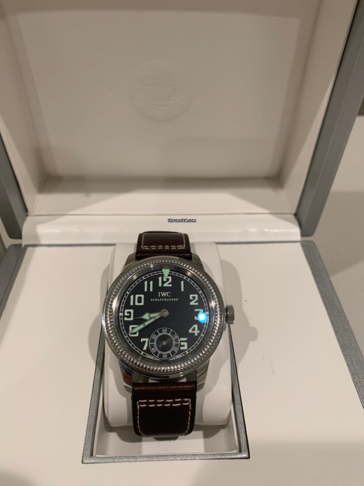 IWC Pilot Mens watch Unisex Manual winding Steel IW325401 7