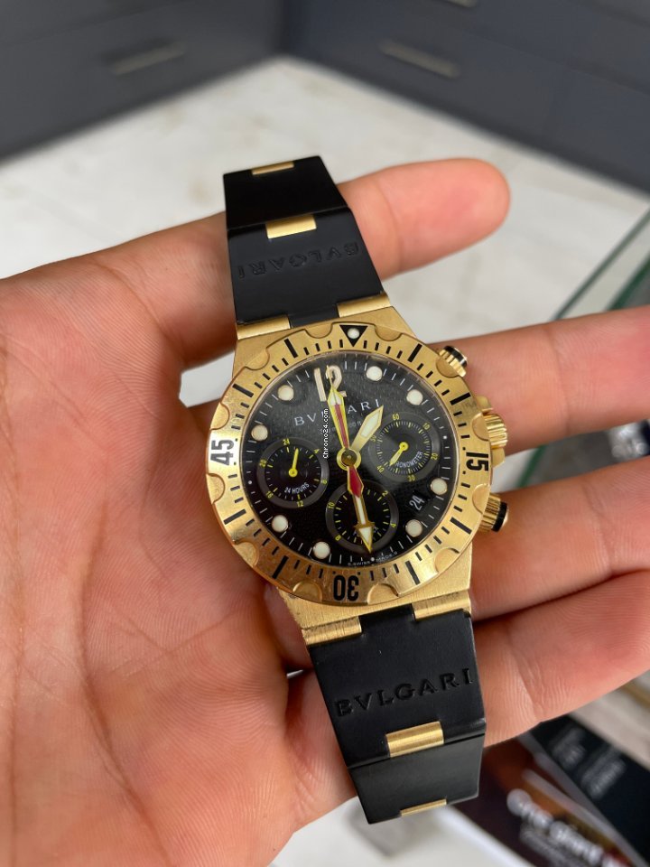 Bulgari Diagono Mens watch Unisex Automatic Yellow gold SC 40 G 7