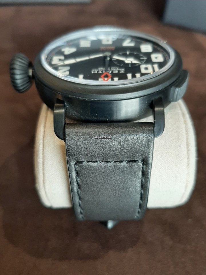 Zenith Pilot Type 20 GMT Mens watch Unisex Automatic Titanium 96.2430.693 21.C703 7