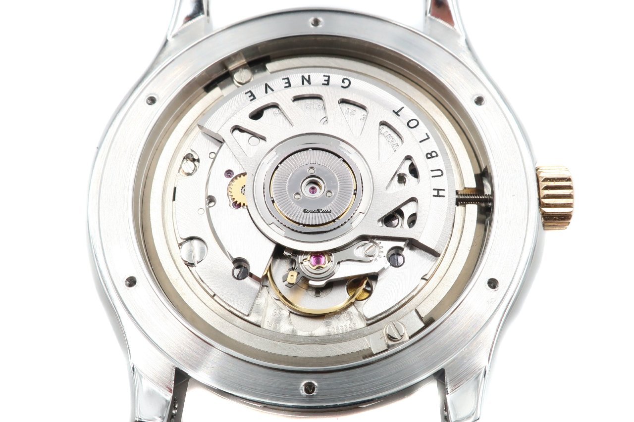 Hublot Classic Fusion 45, 42, 38, 33 mm Mens watch Unisex Automatic Gold Steel 1915.7 7