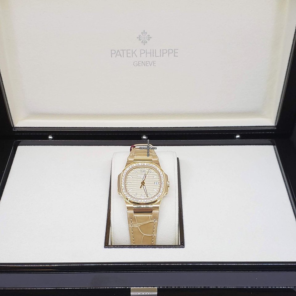 Patek Philippe Nautilus Womens watch Quartz Rose gold 7010R-012 7