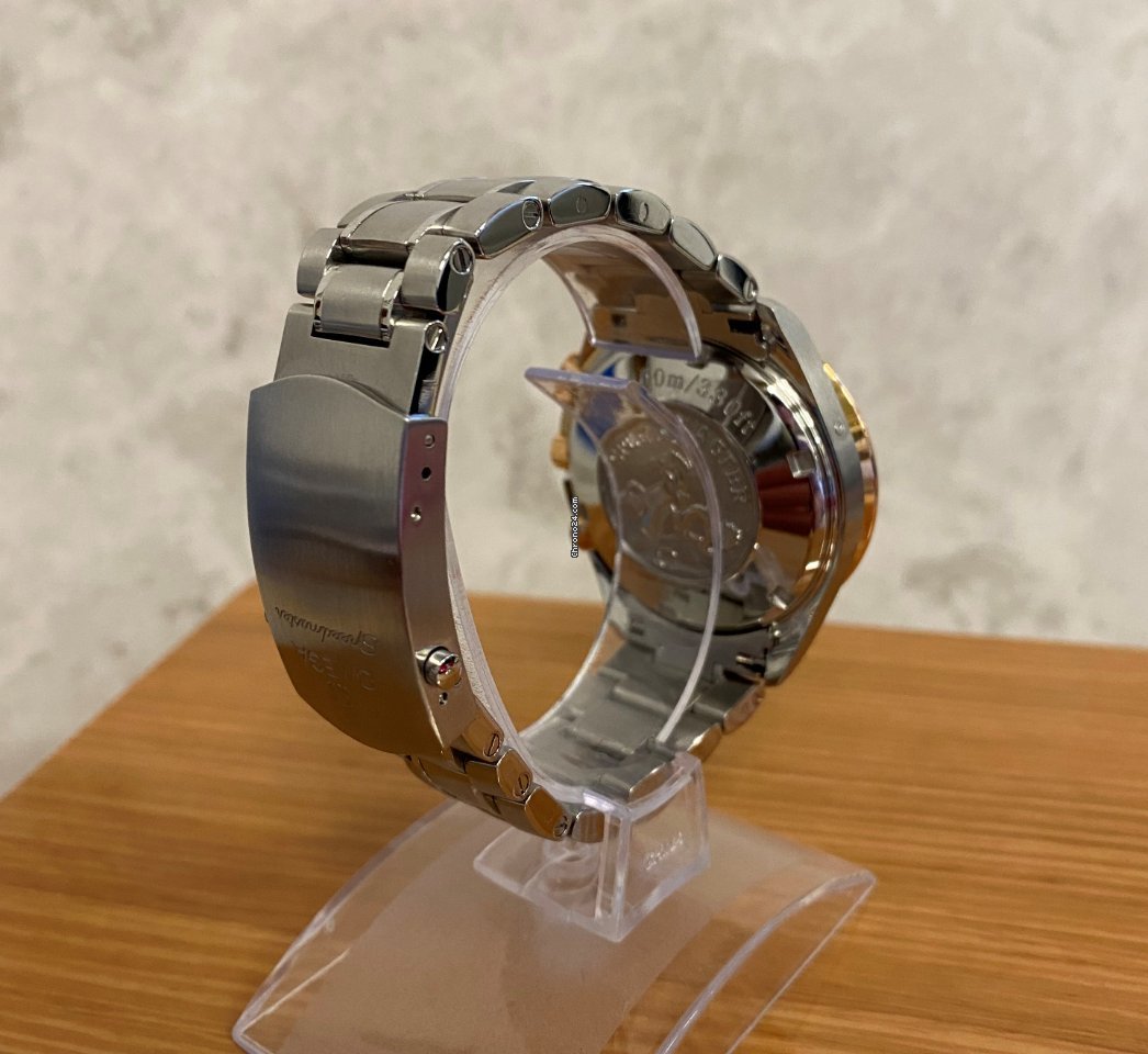 Omega Speedmaster Day Date Mens watch Unisex Automatic Gold Steel 323.21.40.44.01.001 7