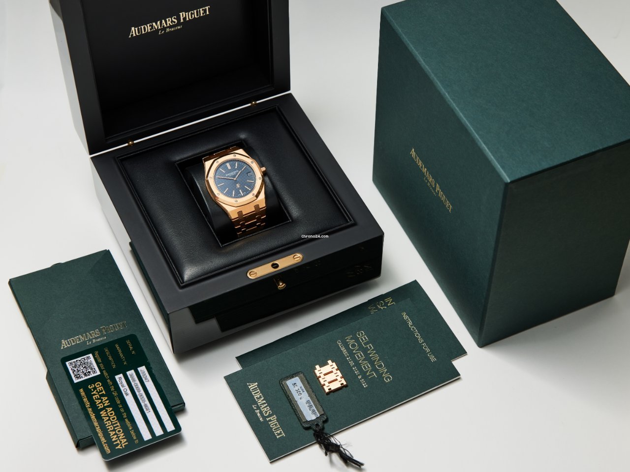 Audemars Piguet Royal Oak Jumbo Mens watch Unisex Automatic Rose gold 15202OR.OO.1240OR.01 7