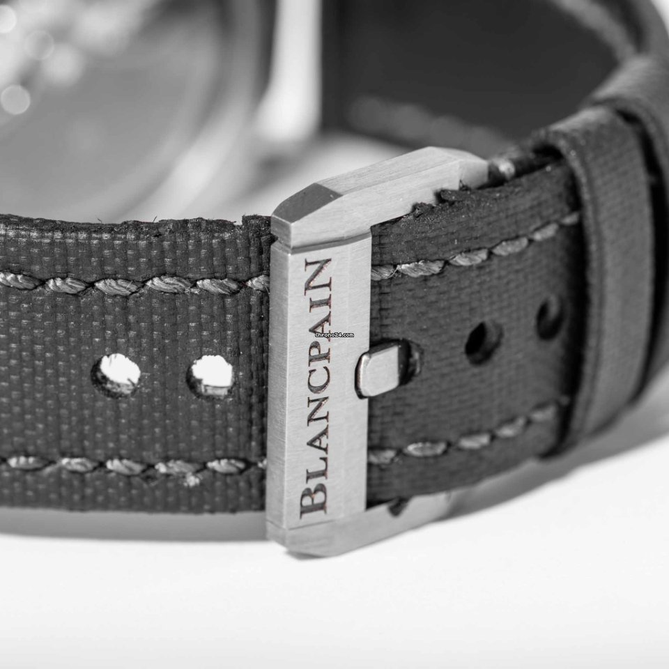 Blancpain Fifty Fathoms Bathyscaphe Mens watch Unisex Automatic Titanium 5000-1230-B52A 7