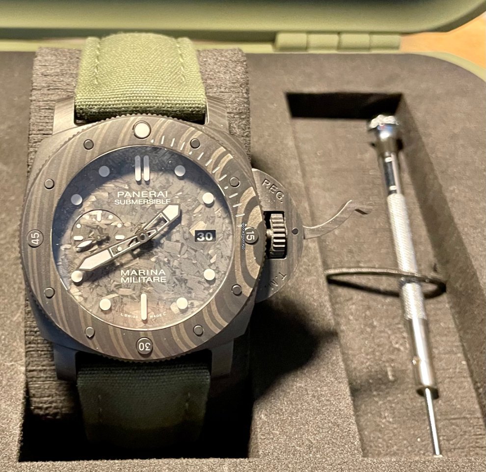 Panerai Mens watch Unisex Automatic Carbon PAM 00979 PAM 979 7
