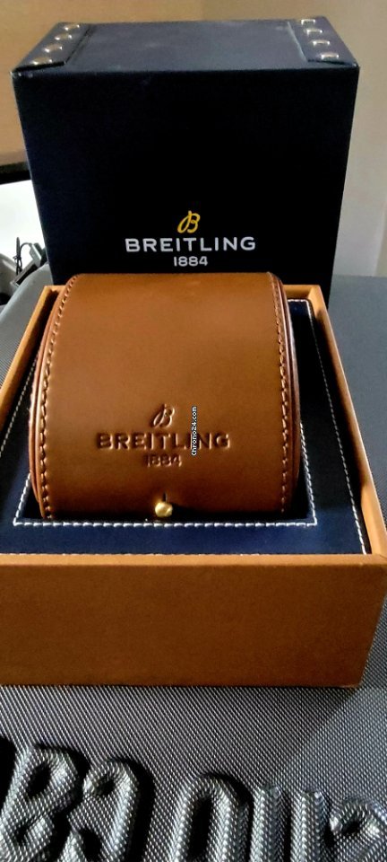 Breitling Avenger Hurricane Mens watch Unisex Automatic XB0170E4|BF29|257S|X20D.4 7