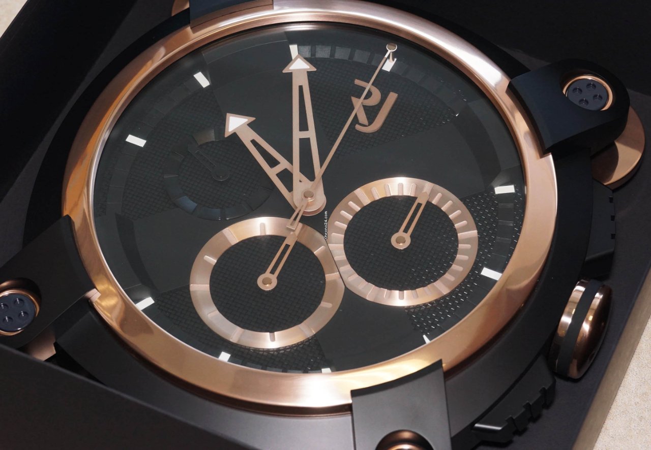 Romain Jerome Moon-DNA Mens watch Unisex Quartz Steel Moon Invaders 7